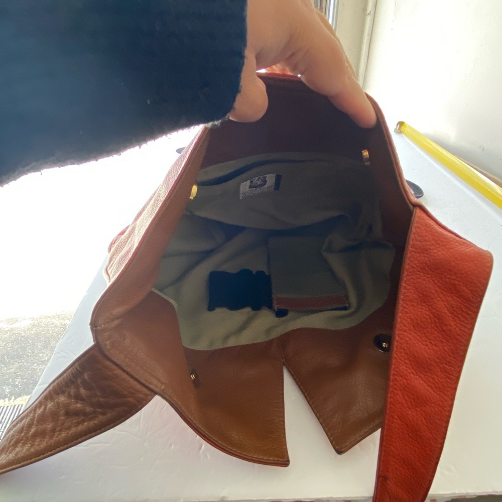 JP Ourse & Cie Park Avenue Leather Crossbody Cinnamon - Picture 9 of 12